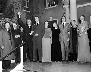 Mother Prints: With friends and his family President Franklin Roosevelt waves to his Dutchess County neighbors