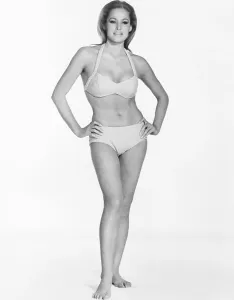 FUN IN ACAPULCO, Ursula Andress, 1963