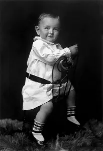 Images Dated 6th March 2012: Future US President Lyndon Johnson at 18 months old
