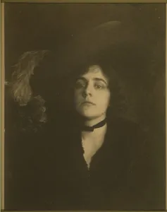 Images Dated 21st August 2007: The Gainsborough hat, Ethel Reed in plumed hat