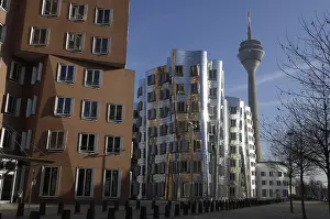 Germanic Prints: GEHRY, Frank (1929). GERMANY. Dsseldorf. Building complex located at the Media Harbour