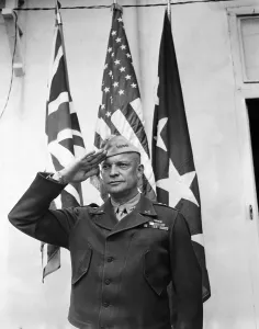 Salute Prints: General Dwight D. Eisenhower saltuing the British