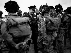 Paratroopers Prints: General Eisenhower talks with paratroopers of the 101st U.S. Airborne before D-Day