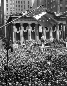 Rally Prints: General view during ceremonies at the greatest War-Bond rally in the history of N