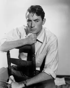 Rolled Up Sleeves Prints: GENTLEMAN'S AGREEMENT, Gregory Peck, 1947