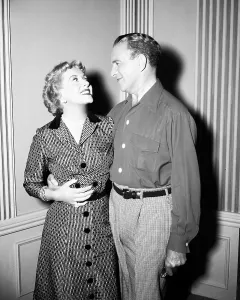 THE GEORGE BURNS AND GRACIE ALLEN SHOW, from left: Gracie Allen, George Burns, 1950-1958