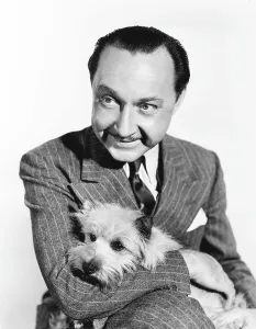 Images Dated 5th March 2015: GEORGE WASHINGTON SLEPT HERE, Franklin Pangborn, with Terry the dog, 1942