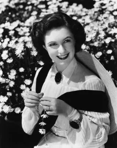 Flowers Prints: Geraldine Fitzgerald, 1939