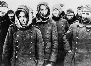 Soviets Prints: German prisoners, among the 90