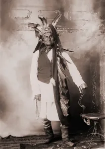 Warriors Prints: Geronimo (1829-1909), Chiricahua Apache warrior in Indian clothing and feathered headdress
