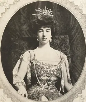 Jewels Prints: Gertrude Vanderbilt Whitney in 1909