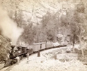 Images Dated 31st October 2008: Giant Bluff Elk Canyon on Black Hills and Ft. P. Railroad. photo by John C. Grabill, 1890