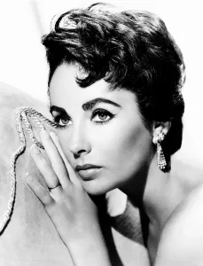 Images Dated 23rd September 2014: GIANT, Elizabeth Taylor, 1956