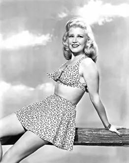 Bare Midriff Prints: Ginger Rogers, ca. early 1940s