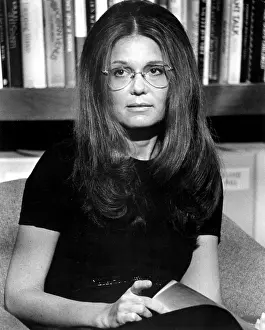 1970s Hairstyles Prints: Gloria Steinem, 1977. Courtesy: CSU Archives / Everett Collection