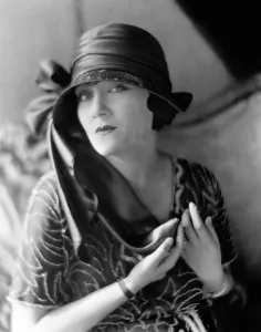Gloria Prints: Gloria Swanson, 1921