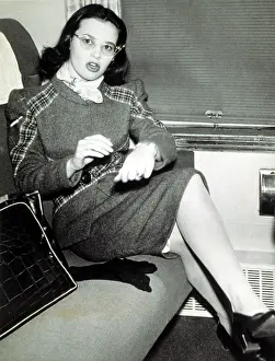 Vanderbilt Prints: Gloria Vanderbilt DiCiacca found Reno bound in Chicago