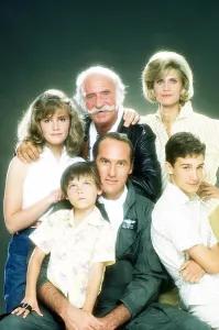 Cindy Prints: CALL TO GLORY, top, from left: Elisabeth Shue