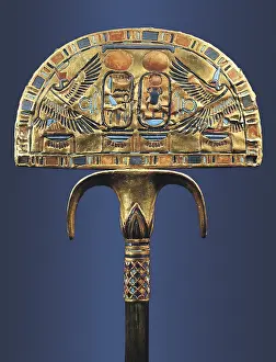 Gold fan. 1333 BC. Originally it was crowned with ostrich feathers. Treasure of Tutankhamun. Gold, lapis lazuli and precious stones. Egyptian art. New Kingdom. Jewelry. EGYPT
