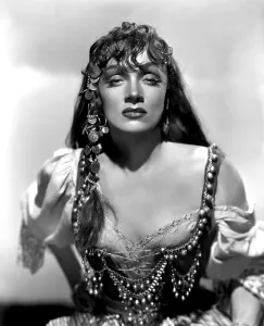 Gypsy Prints: GOLDEN EARRINGS, Marlene Dietrich, 1947