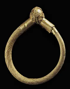 Etruria Prints: Golden necklace. Etruscan art. Jewelry