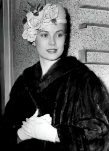 Story Flowers Prints: Grace Kelly at her Spring bridal shower, 1956