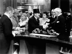 Images Dated 14th December 2005: GRAND HOTEL, Mary Carlisle, Lionel Barrymore, Joan Crawford, Lewis Stone, 1932