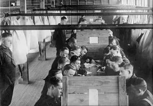 Images Dated 11th June 2008: Great Lakes Naval training station radio class, circa 1909-1920