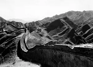 Images Dated 2nd March 2007: The Great Wall of China at Nankow Pass, 1931. Courtesy: CSU Archives/Everett Collection