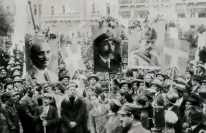 Greece (1924). Demonstration in Athens after the proclamation of the Republic. AISA/Everett Collection**US SALES ONLY**