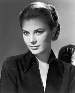 Images Dated 25th April 2008: GREEN FIRE, Grace Kelly, 1954