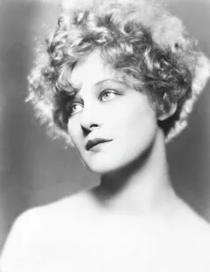 1920s Portraits Prints: Greta Nissen, 1920s