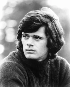 1970s Hairstyles Prints: THE GROUNDSTAR CONSPIRACY, Michael Sarrazin, 1972