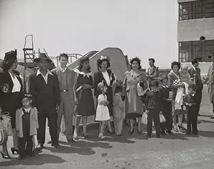 Families Prints: Group of Puerto Ricans, at Newark airport