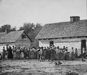 Housing Prints: Group of slaves on J.J. Smith's plantation in Beaufort