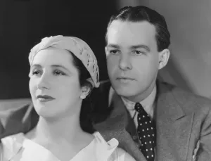 Images Dated 17th November 2015: THE GUARDSMAN, from left: Lynn Fontanne, Alfred Lunt, 1931