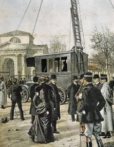 Guglielmo Marconi assists in Milan to the test of the first Stazione Radio Mobile. Illustration by Achille Beltrame for "Domenica del Corriere" (1906). Engraving