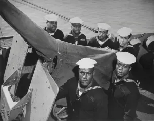 Heroism Prints: A gun crew of six African Americans awarded the Navy Cross for heroism in the Philippines