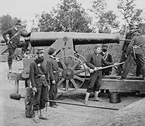 Defense Prints: Gun crew at Fort Woodbury in Arlington