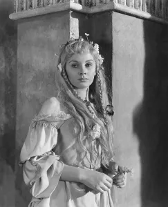 Images Dated 14th January 2016: HAMLET, Jean Simmons, 1948