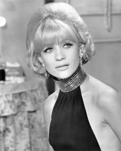 Images Dated 20th August 2014: HAMMERHEAD, Judy Geeson, 1968