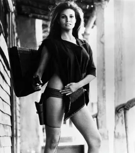 HANNIE CAULDER, Raquel Welch, 1971