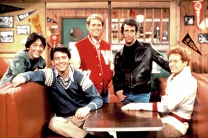 Restaurant Prints: HAPPY DAYS, Scott Baio, Anson Williams, Ron Howard, Henry Winkler, Donny Most, 1974-1984