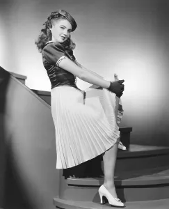 Images Dated 25th November 2013: THE HARD WAY, Joan Leslie, 1943