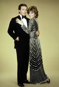 Stefanie Prints: HART TO HART, from left: Robert Wagner, Stefanie Powers, 1979-84