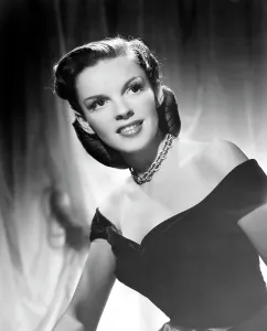 Images Dated 7th September 2006: THE HARVEY GIRLS, Judy Garland, 1946