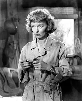 Jsx 64 Prints: CRY HAVOC, Margaret Sullavan, 1943