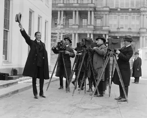 Cameras Prints: Will Hays (1879-1954), outgoing Postmaster General waving his hat for newsmen
