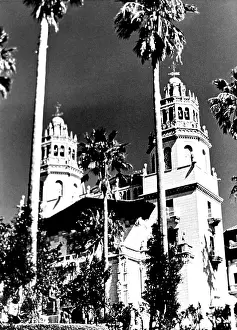 Location Prints: Hearst Castle, San Simeon, California CSU Archives/ courtesy Everett Collection