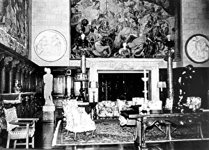 Location Prints: Hearst Castle, San Simeon, California CSU Archives/ courtesy Everett Collection